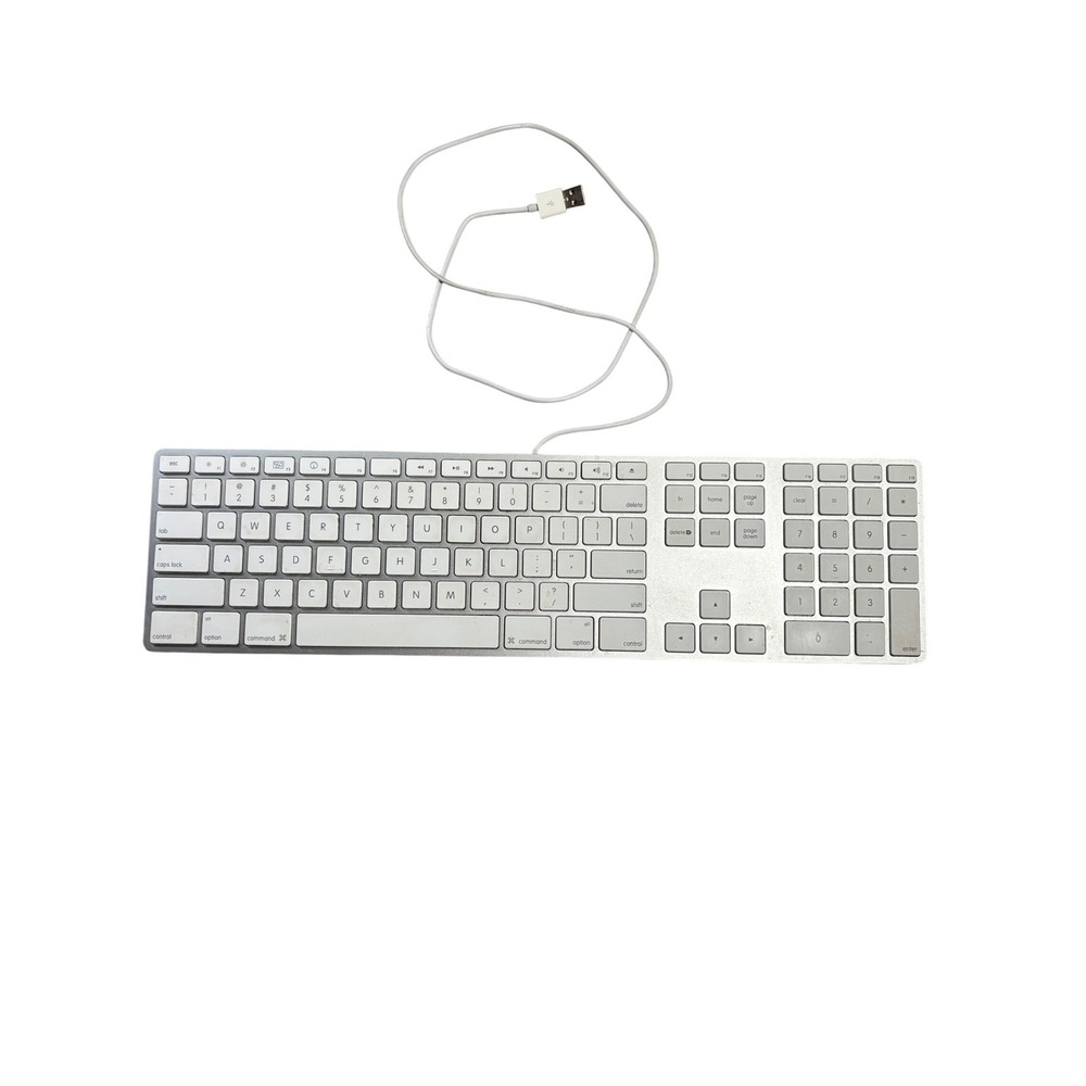 Apple Wired Keyboard with Numeric Keypad Aluminum A1243 MB110LL/B TESTED WORKS
